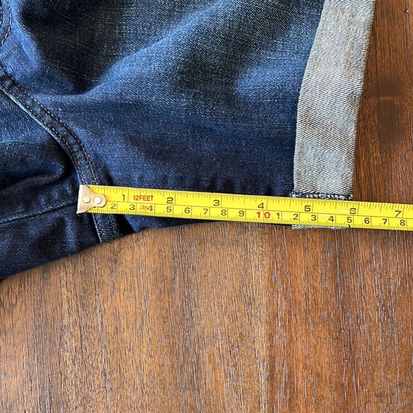 Eddie Bauer Women's Boyfriend Rolled Shorts Denim, Size 12 - Picture 3 of 10